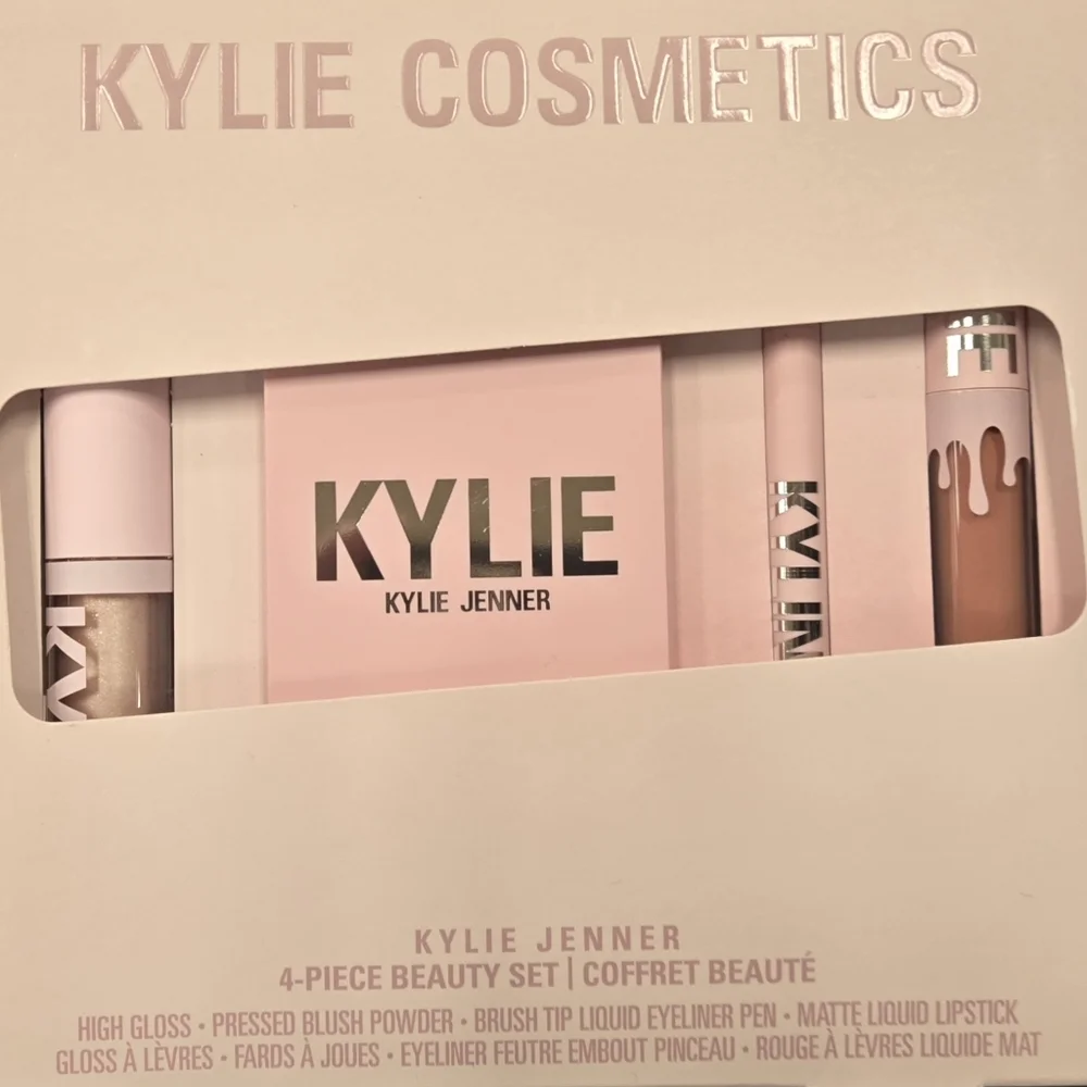 Kylie Jenner Cosmetics 4 Piece Makeup Beauty Kit. Brand New.  Never Opened - Picture 3 of 4
